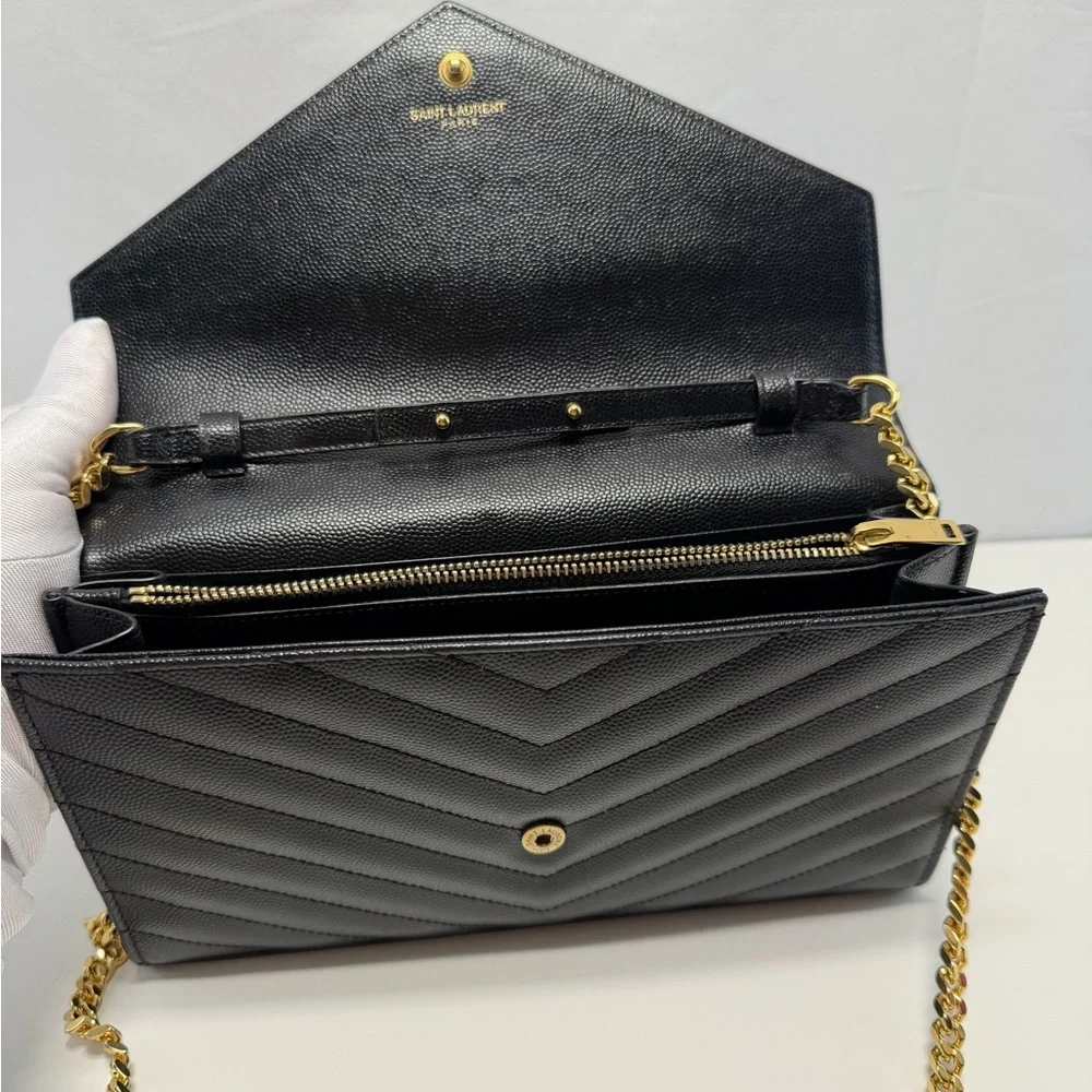 Yves Saint Laurent Cassandre wallet chain Leather  Bag - Picture 5 of 9